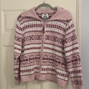 Tiara Women's Pink and White Sweater